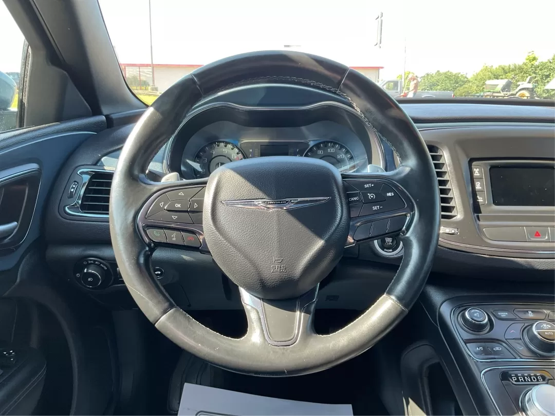 2015 Chrysler 200 S (1C3CCCBB8FN) with an Other engine, located at 1184 Kauffman Ave, Fairborn, OH, 45324, (937) 908-9800, 39.807072, -84.030914 - Photo#16
