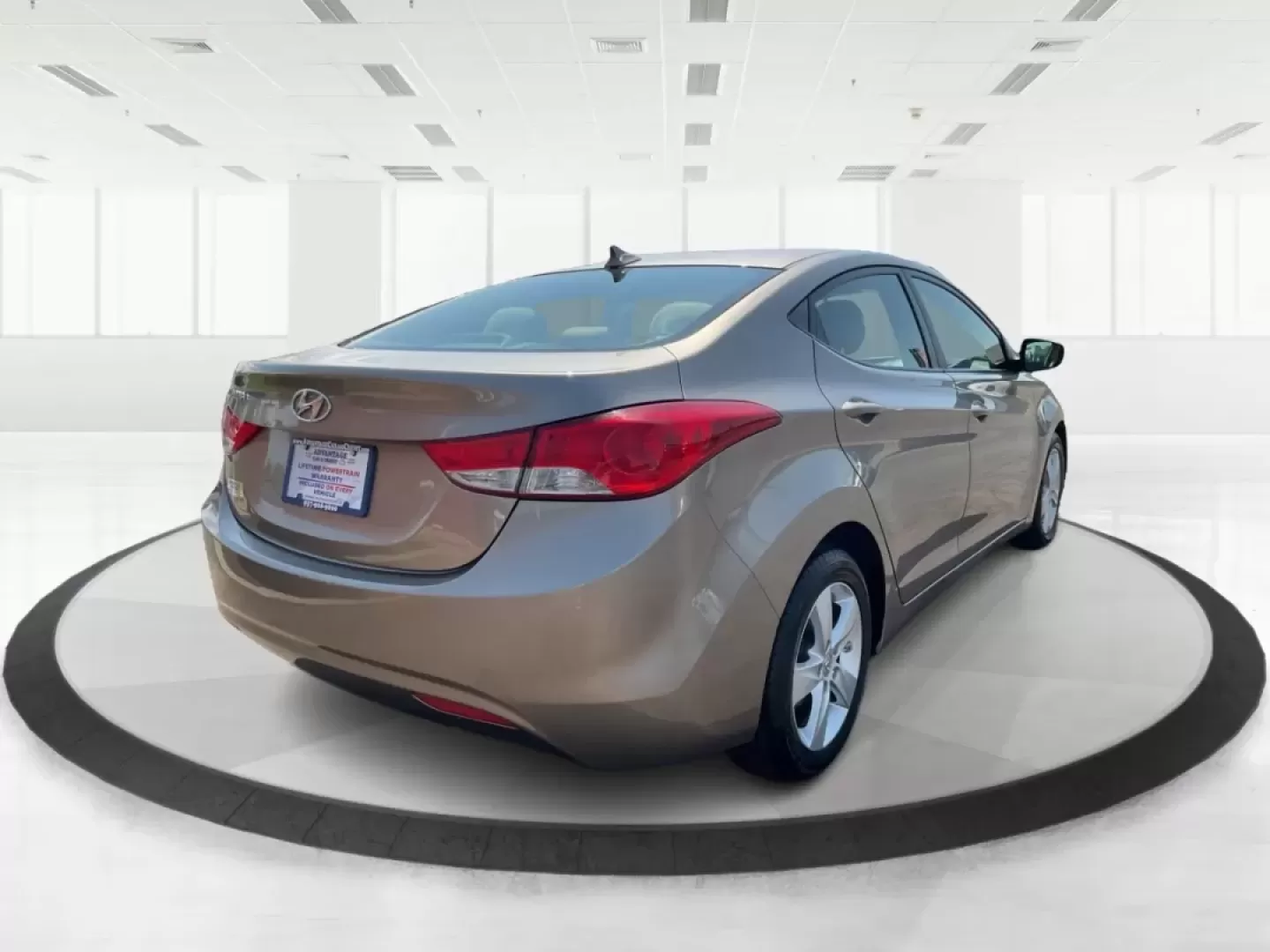 2013 Hyundai Elantra GLS (5NPDH4AE6DH) with an 1.8L I-4 DOHC engine, located at 8750 N County Rd 25A, Piqua, OH, 45356, (937) 908-9800, 40.164391, -84.232513 - **Unlock the Freedom of the Open Road with the 2013 Hyundai Elantra GLS** <br /> <br /> Are you ready to elevate your daily commute or embark on new adventures without breaking the bank? The 2013 Hyundai Elantra GLS, available at Advantage Car and Credit in Fairborn, OH, is the ideal sedan for budg - Photo#2