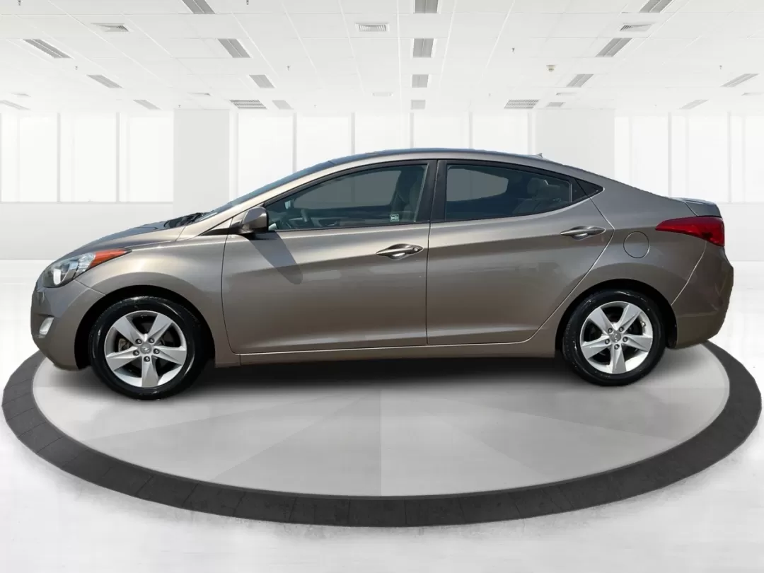 2013 Hyundai Elantra GLS (5NPDH4AE6DH) with an 1.8L I-4 DOHC engine, located at 8750 N County Rd 25A, Piqua, OH, 45356, (937) 908-9800, 40.164391, -84.232513 - Photo#5