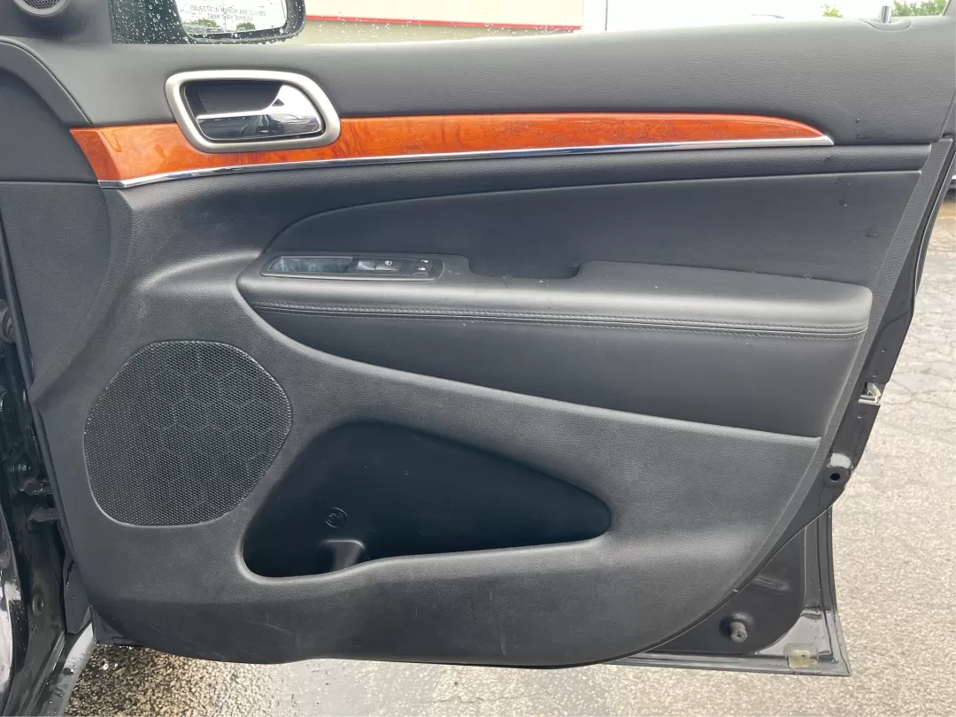 2014 Kia Forte EX (KNAFX4A88E5) with an 2L I-4 gasoline direct injection engine, located at 8750 N County Rd 25A, Piqua, OH, 45356, (937) 908-9800, 40.164391, -84.232513 - Photo#20