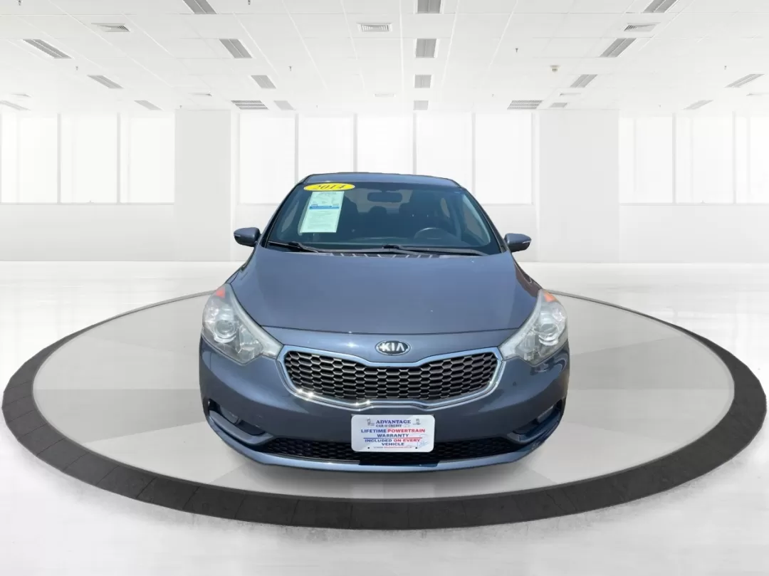 2014 Kia Forte EX (KNAFX4A88E5) with an 2L I-4 gasoline direct injection engine, located at 8750 N County Rd 25A, Piqua, OH, 45356, (937) 908-9800, 40.164391, -84.232513 - Photo#7