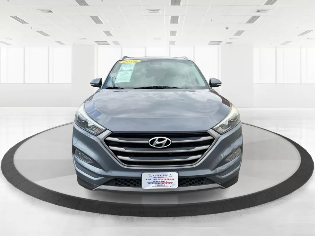 2016 Hyundai Tucson Eco (KM8J3CA24GU) with an 1.6L I-4 gasoline direct injection engine, located at 8750 N County Rd 25A, Piqua, OH, 45356, (937) 908-9800, 40.164391, -84.232513 - Photo#7