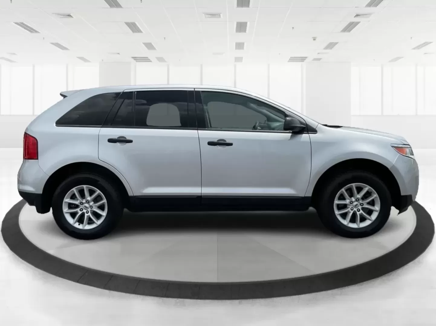 2013 Ford Edge SE (2FMDK3GC3DB) with an Other engine, located at 8750 N County Rd 25A, Piqua, OH, 45356, (937) 908-9800, 40.164391, -84.232513 - **Hit the Open Road in Style! Discover the 2013 Ford Edge SE at Advantage Car and Credit in Fairborn, OH**<br /> <br /> Are you ready to elevate your daily commute or embark on exciting weekend adventures? The 2013 Ford Edge SE is the perfect blend of comfort, spaciousness, and style, making it an i - Photo#1
