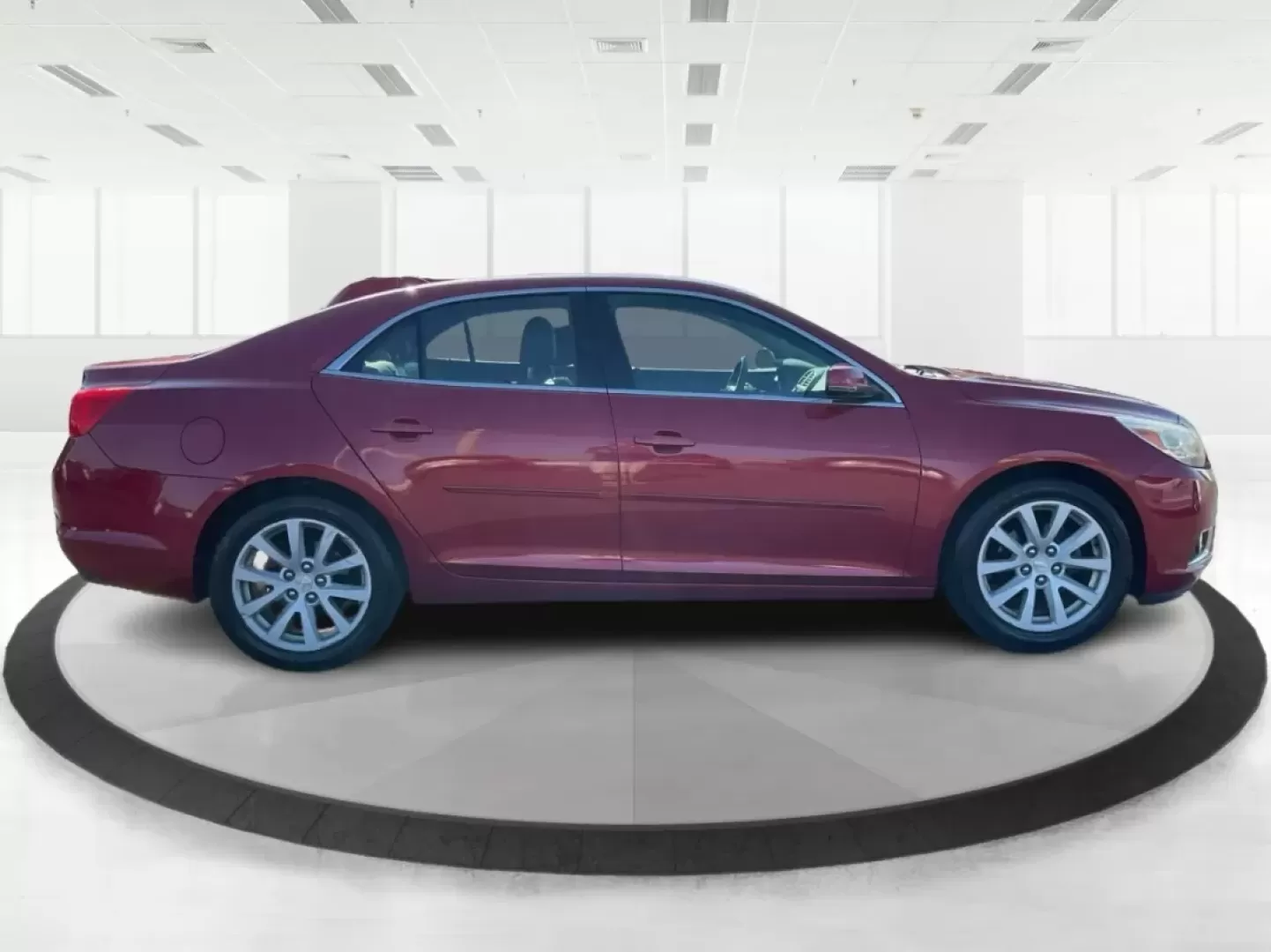 2014 Chevrolet Malibu 2LT (1G11E5SL7EU) with an ECOTEC 2.5L I-4 gasoline direct injection engine, located at 8750 N County Rd 25A, Piqua, OH, 45356, (937) 908-9800, 40.164391, -84.232513 - **Elevate Your Everyday Commute with the 2014 Chevrolet Malibu 2LT at Advantage Car and Credit!**<br /> <br /> Are you ready to transform your daily drives into extraordinary experiences? The 2014 Chevrolet Malibu 2LT is the perfect sedan for those who value comfort, style, and reliability. Whether - Photo#1