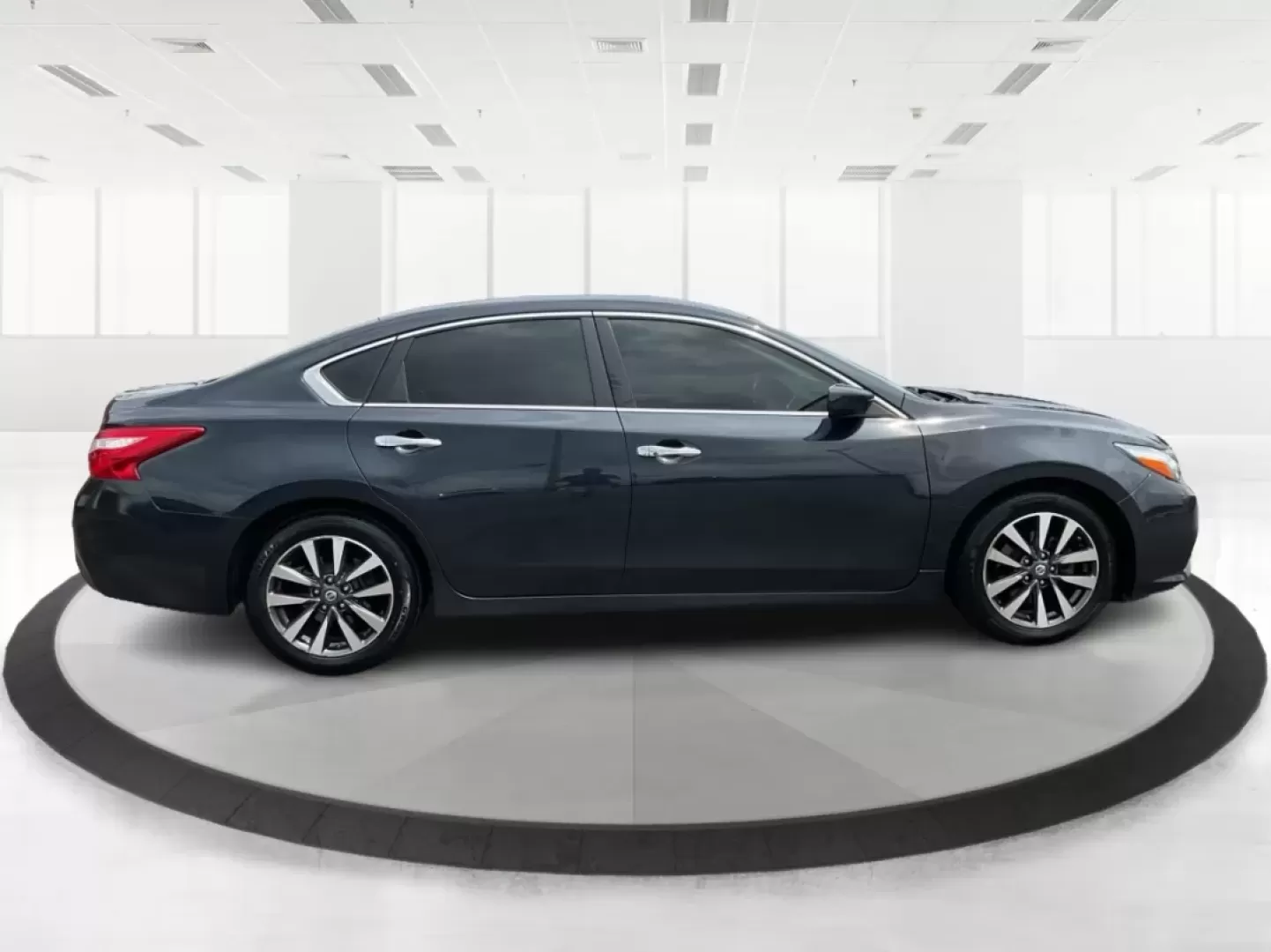 2017 Nissan Altima 2.5 SV (1N4AL3AP0HC) with an 2.5L L4 DOHC 16V engine, Continuously Variable Transmission transmission, located at 8750 N County Rd 25A, Piqua, OH, 45356, (937) 908-9800, 40.164391, -84.232513 - Unlock a seamless driving experience with the 2017 Nissan Altima 2.5 SV, a sedan designed not just for the daily commute but for life's countless adventures. Whether you're navigating the bustling streets of Fairborn, OH, or embarking on weekend getaways with the family, this Altima delivers a perfe - Photo#1