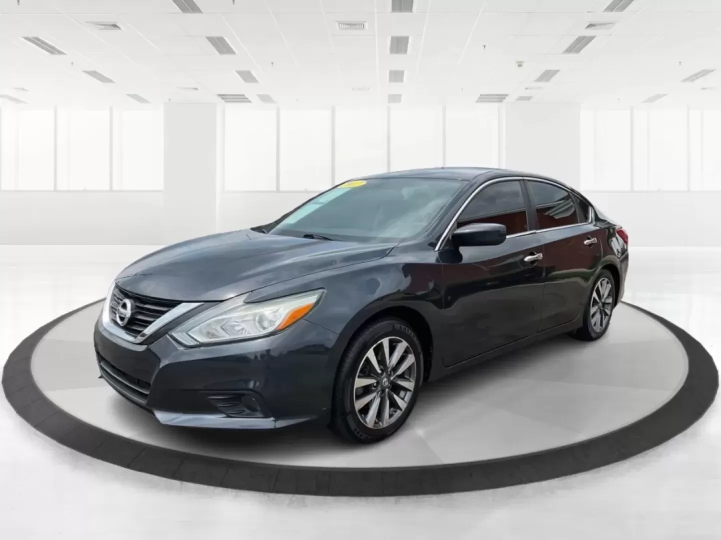 2017 Nissan Altima 2.5 SV (1N4AL3AP0HC) with an 2.5L L4 DOHC 16V engine, Continuously Variable Transmission transmission, located at 8750 N County Rd 25A, Piqua, OH, 45356, (937) 908-9800, 40.164391, -84.232513 - Unlock a seamless driving experience with the 2017 Nissan Altima 2.5 SV, a sedan designed not just for the daily commute but for life's countless adventures. Whether you're navigating the bustling streets of Fairborn, OH, or embarking on weekend getaways with the family, this Altima delivers a perfe - Photo#8
