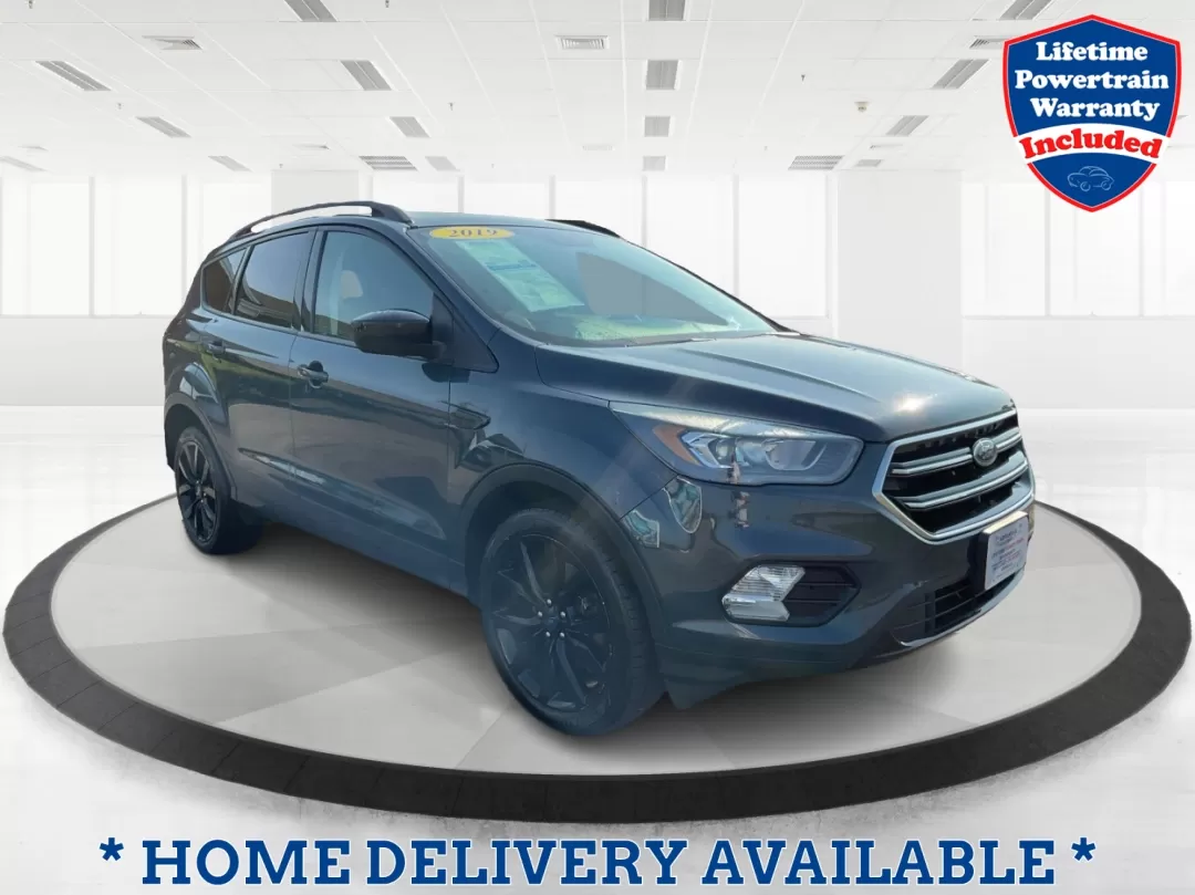 photo of 2019 Ford Escape SE