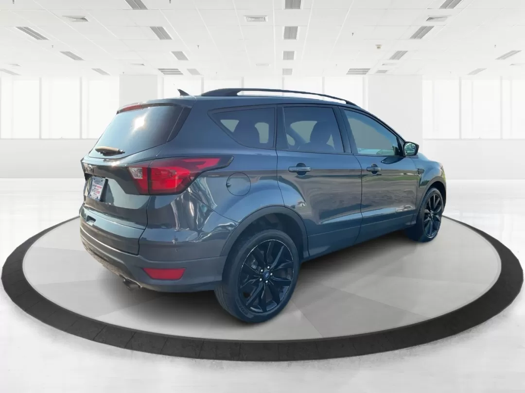 2019 Ford Escape SE (1FMCU9GD1KU) with an Other engine, located at 8750 N County Rd 25A, Piqua, OH, 45356, (937) 908-9800, 40.164391, -84.232513 - Photo#2