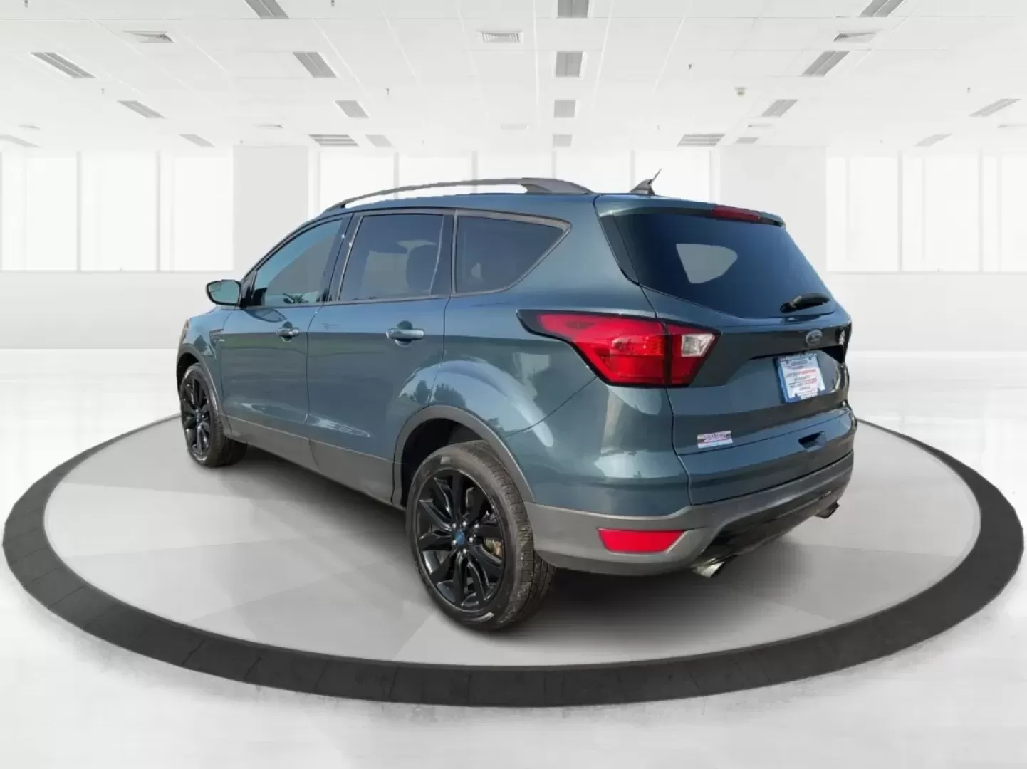 2019 Ford Escape SE (1FMCU9GD1KU) with an Other engine, located at 8750 N County Rd 25A, Piqua, OH, 45356, (937) 908-9800, 40.164391, -84.232513 - Elevate your adventures and daily routines with the versatile 2019 Ford Escape SE, perfect for growing families and weekend explorers alike. Whether you're navigating the bustling streets of Fairborn or heading out for a scenic drive in the picturesque Miami Valley, this SUV is designed to provide c - Photo#3