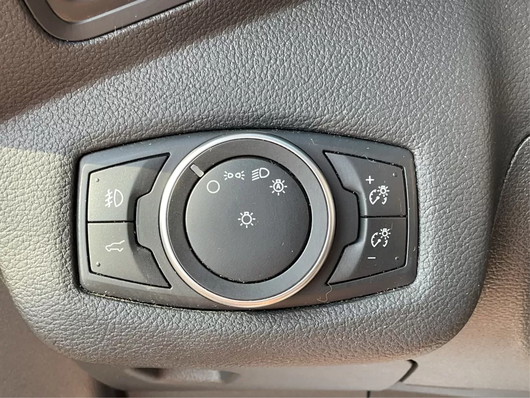 2019 Ford Escape SE (1FMCU9GD1KU) with an Other engine, located at 8750 N County Rd 25A, Piqua, OH, 45356, (937) 908-9800, 40.164391, -84.232513 - Photo#15