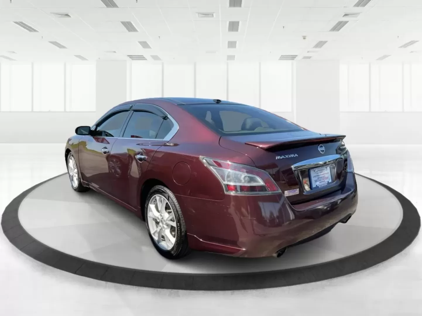 2014 Nissan Maxima 3.5 SV (1N4AA5AP9EC) with an VQ 3.5L V-6 DOHC engine, located at 8750 N County Rd 25A, Piqua, OH, 45356, (937) 908-9800, 40.164391, -84.232513 - **Discover Your Next Adventure with the 2014 Nissan Maxima at Advantage Car and Credit!**<br /> <br /> Are you ready to elevate your daily commute or embark on exciting weekend getaways? Look no further than the stunning 2014 Nissan Maxima, available now at Advantage Car and Credit in Fairborn, OH. - Photo#4