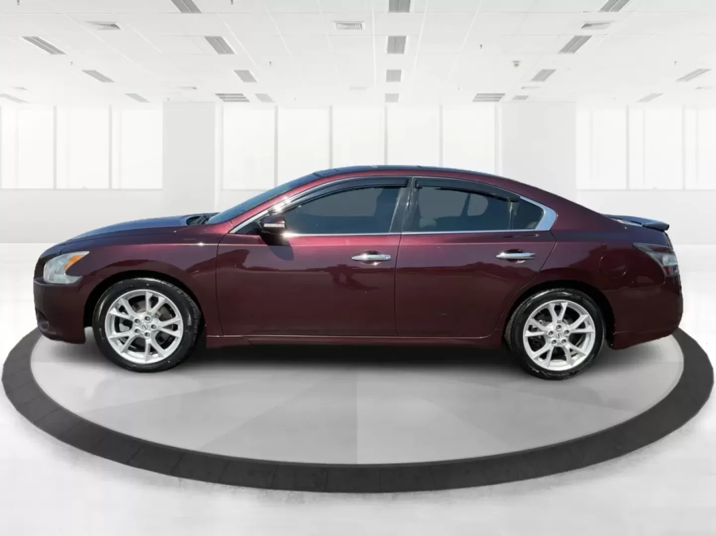 2014 Nissan Maxima 3.5 SV (1N4AA5AP9EC) with an VQ 3.5L V-6 DOHC engine, located at 8750 N County Rd 25A, Piqua, OH, 45356, (937) 908-9800, 40.164391, -84.232513 - **Discover Your Next Adventure with the 2014 Nissan Maxima at Advantage Car and Credit!**<br /> <br /> Are you ready to elevate your daily commute or embark on exciting weekend getaways? Look no further than the stunning 2014 Nissan Maxima, available now at Advantage Car and Credit in Fairborn, OH. - Photo#5