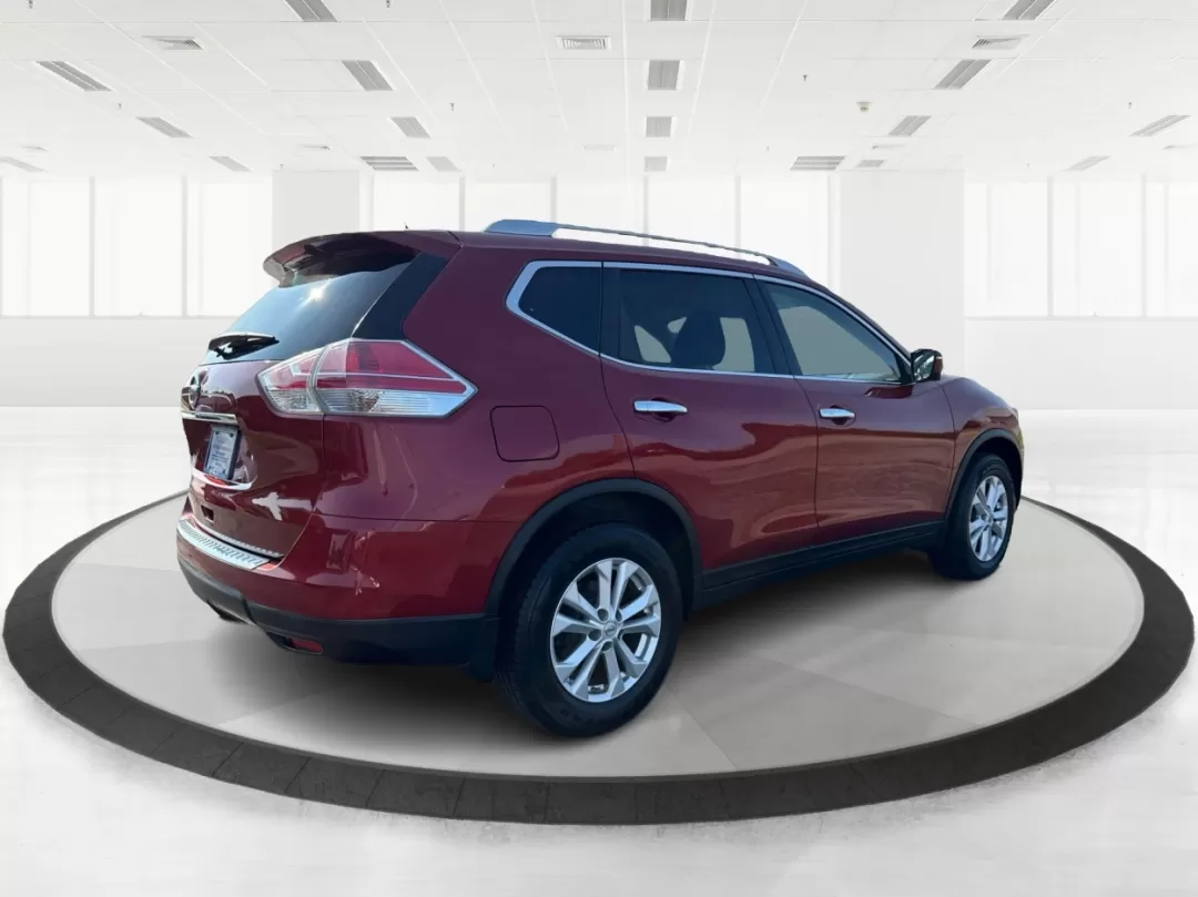 2015 Nissan Rogue SV (KNMAT2MV0FP) with an 2.5L I-4 DOHC engine, located at 8750 N County Rd 25A, Piqua, OH, 45356, (937) 908-9800, 40.164391, -84.232513 - Photo#2