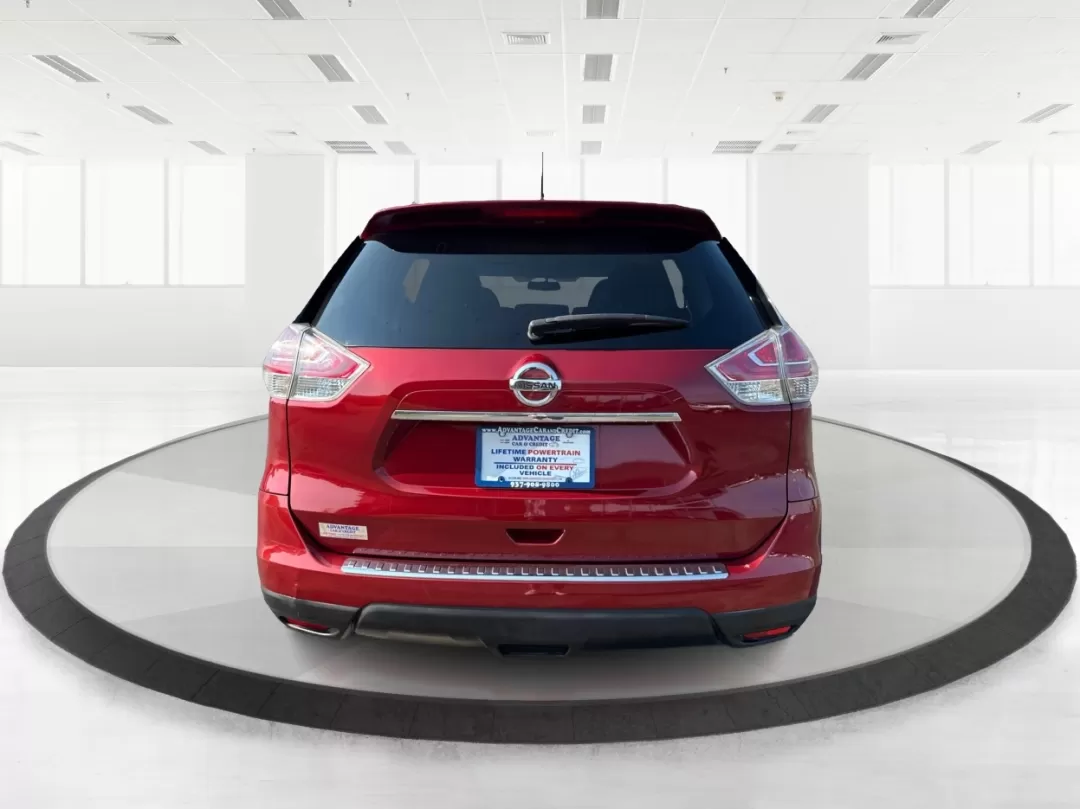 2015 Nissan Rogue SV (KNMAT2MV0FP) with an 2.5L I-4 DOHC engine, located at 8750 N County Rd 25A, Piqua, OH, 45356, (937) 908-9800, 40.164391, -84.232513 - Photo#3