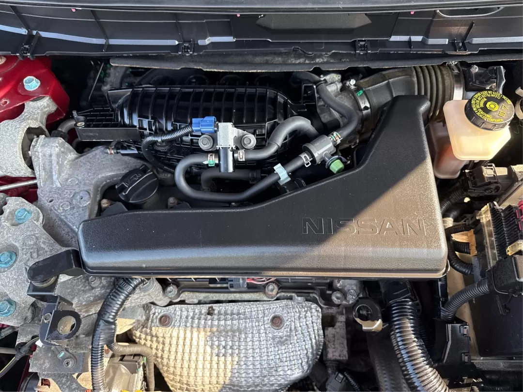 2015 Nissan Rogue SV (KNMAT2MV0FP) with an 2.5L I-4 DOHC engine, located at 8750 N County Rd 25A, Piqua, OH, 45356, (937) 908-9800, 40.164391, -84.232513 - Photo#11