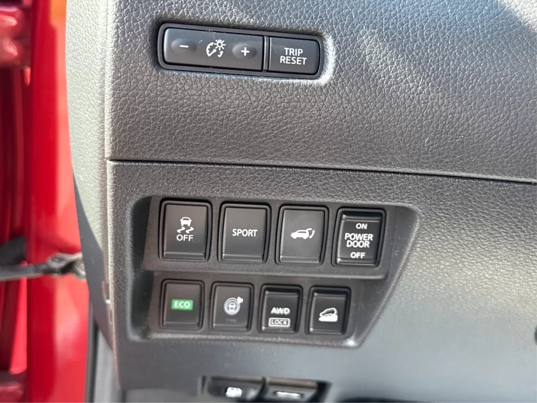 2015 Nissan Rogue SV (KNMAT2MV0FP) with an 2.5L I-4 DOHC engine, located at 8750 N County Rd 25A, Piqua, OH, 45356, (937) 908-9800, 40.164391, -84.232513 - Photo#17