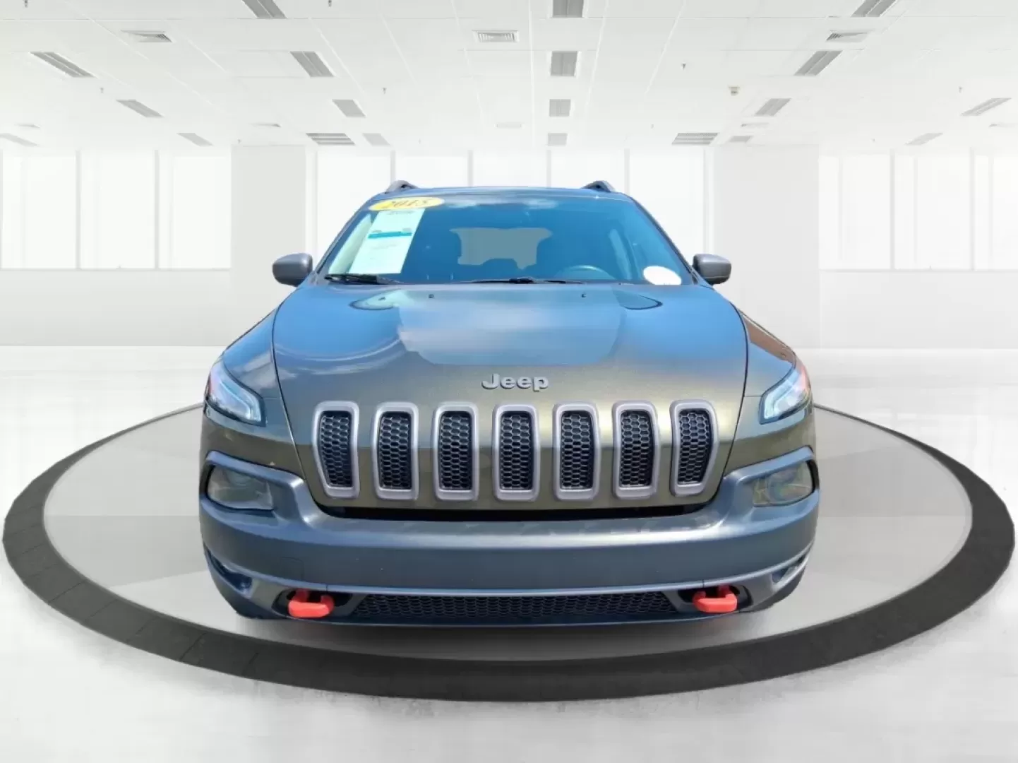 2015 Jeep Cherokee Trailhawk (1C4PJMBS8FW) with an Other engine, located at 8750 N County Rd 25A, Piqua, OH, 45356, (937) 908-9800, 40.164391, -84.232513 - ### Discover Adventure with the 2015 Jeep Cherokee Trailhawk at Advantage Car and Credit - Piqua<br /> <br /> If you're looking for a vehicle that embodies both adventure and practicality, look no further than the stunning **2015 Jeep Cherokee Trailhawk**, available now at **Advantage Car and Credit - Photo#7