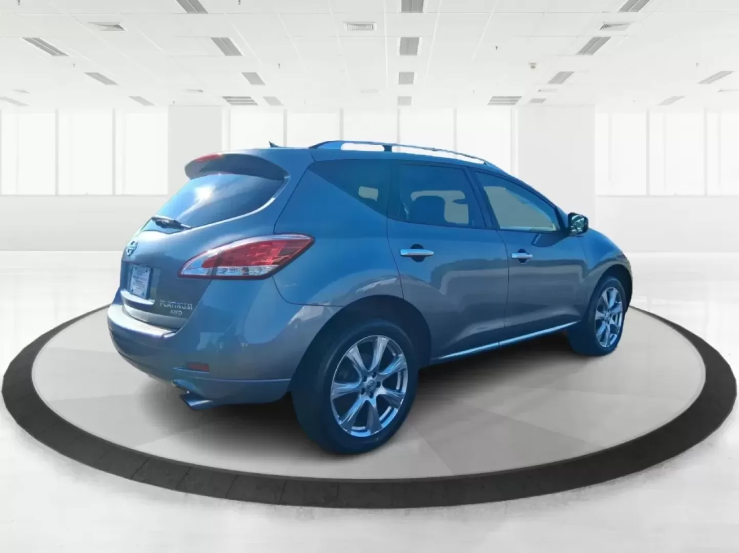 2013 Nissan Murano LE (JN8AZ1MW9DW) with an 3.5L V-6 DOHC engine, located at 8750 N County Rd 25A, Piqua, OH, 45356, (937) 908-9800, 40.164391, -84.232513 - **Experience Adventure with the 2013 Nissan Murano: Your Perfect Family Companion!**<br /> <br /> Are you ready to take your family on unforgettable road trips or enjoy weekend adventures with friends? The 2013 Nissan Murano LE is designed for those who seek both style and functionality. This mid-si - Photo#2