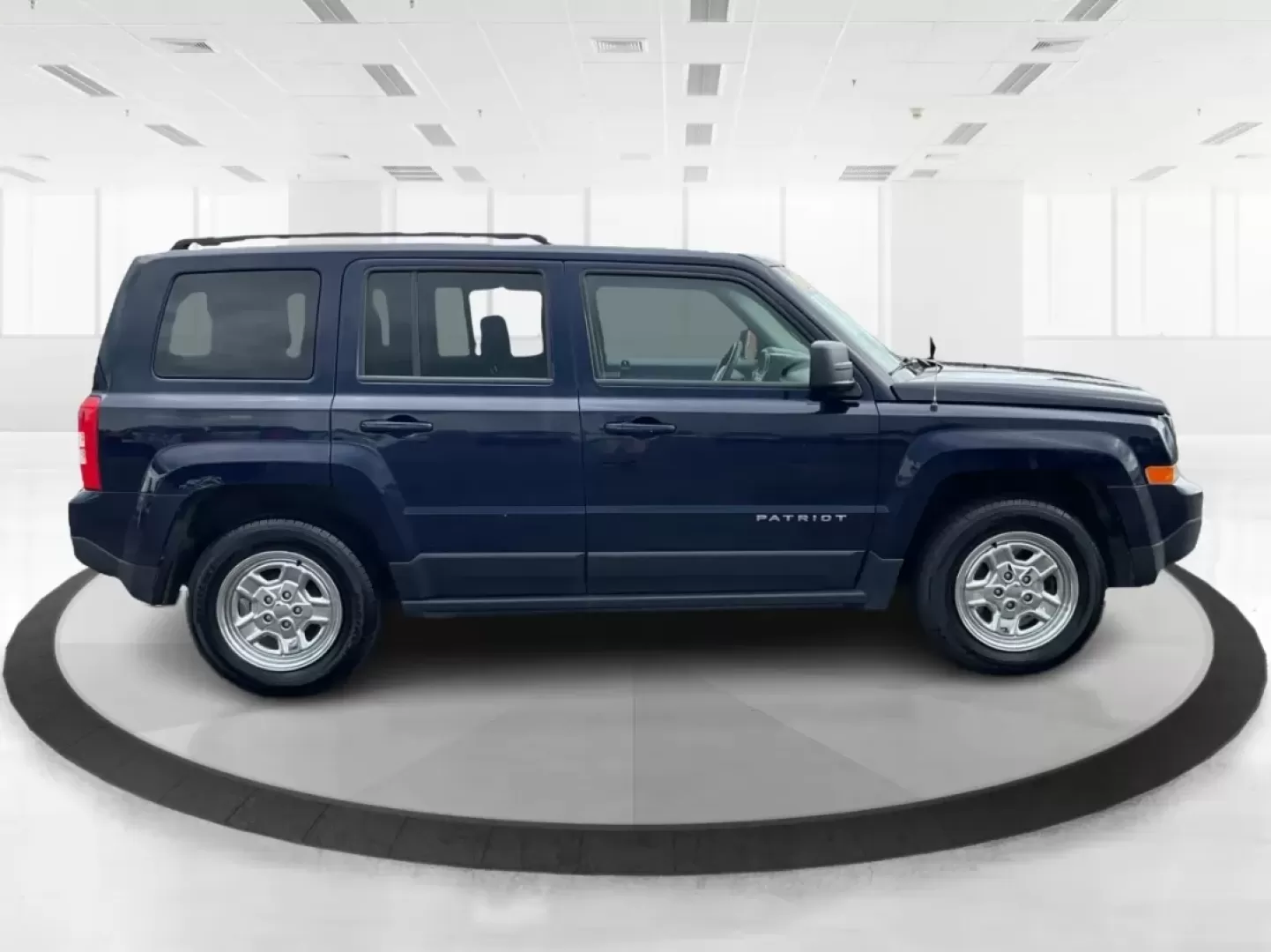 2015 Jeep Patriot Sport 2WD (1C4NJPBAXFD) with an 2.0L L4 DOHC 16V engine, located at 8750 N County Rd 25A, Piqua, OH, 45356, (937) 908-9800, 40.164391, -84.232513 - Explore the open road with confidence in this versatile 2015 Jeep Patriot Sport, available exclusively at Advantage Car and Credit, located at 1184 Kauffman Ave, Fairborn, OH 45324. Whether you're steering the family to soccer practice, heading out for a weekend adventure, or navigating your daily c - Photo#1