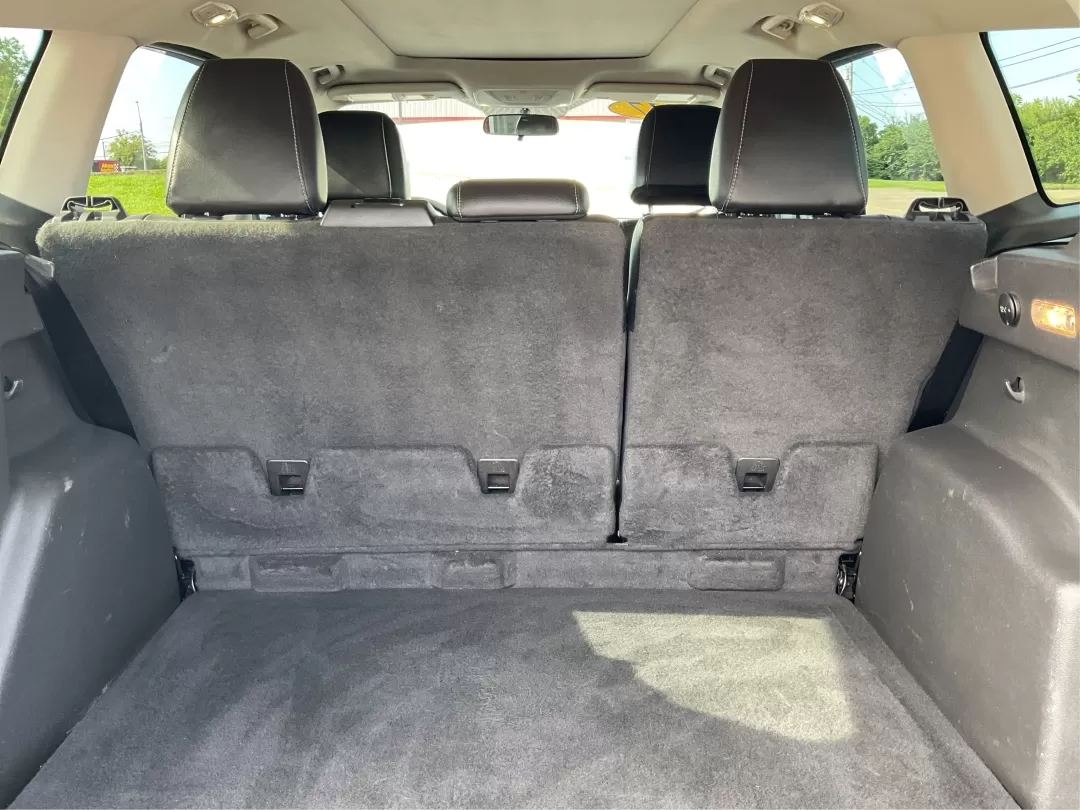 2017 Ford Escape SE (1FMCU9G9XHU) with an Other engine, located at 401 Woodman Dr, Riverside, OH, 45431, (937) 908-9800, 39.760899, -84.123421 - Photo#12