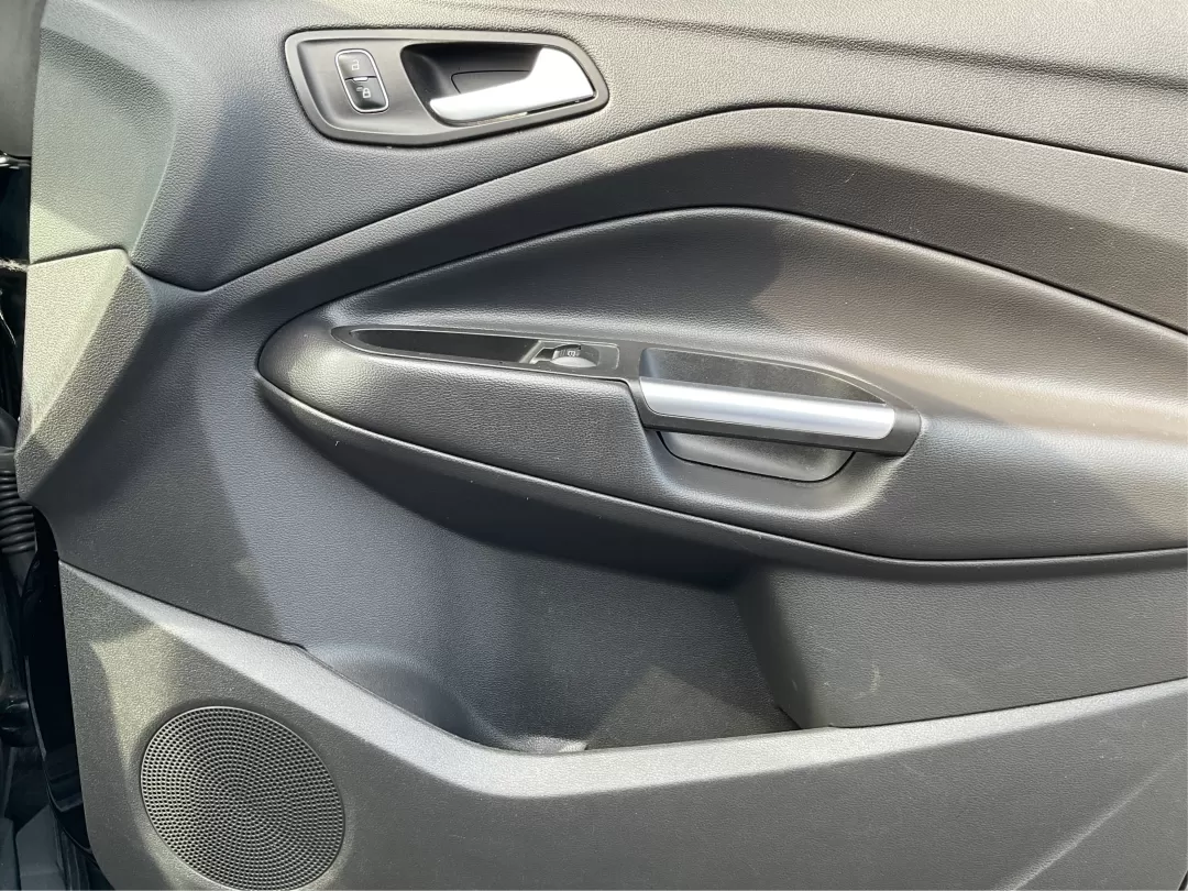 2017 Ford Escape SE (1FMCU9G9XHU) with an Other engine, located at 401 Woodman Dr, Riverside, OH, 45431, (937) 908-9800, 39.760899, -84.123421 - Photo#20