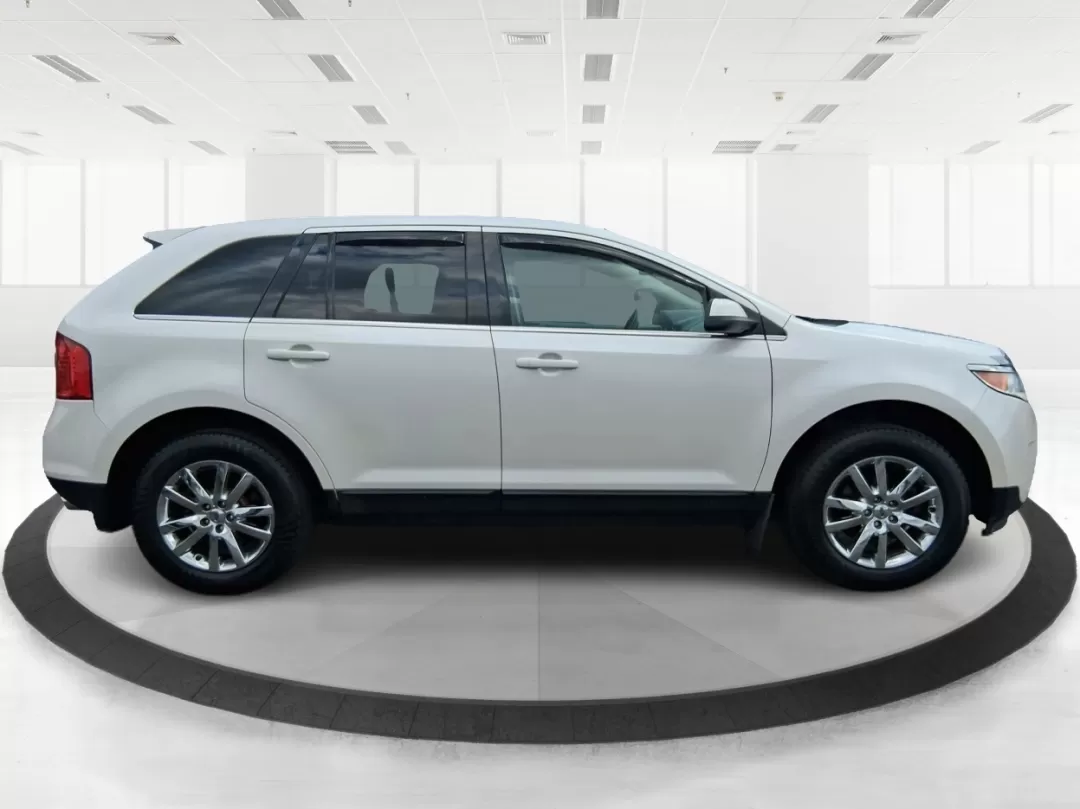 2014 Ford Edge Limited (2FMDK4KC9EB) with an 3.5L V-6 DOHC engine, located at 401 Woodman Dr, Riverside, OH, 45431, (937) 908-9800, 39.760899, -84.123421 - **Elevate Your Family Adventures with the 2014 Ford Edge Limited!**<br /> <br /> Are you ready to transform your daily commutes and weekend adventures? The 2014 Ford Edge Limited is the perfect SUV for families and those who love hitting the open road. With its spacious design, robust performance, a - Photo#1