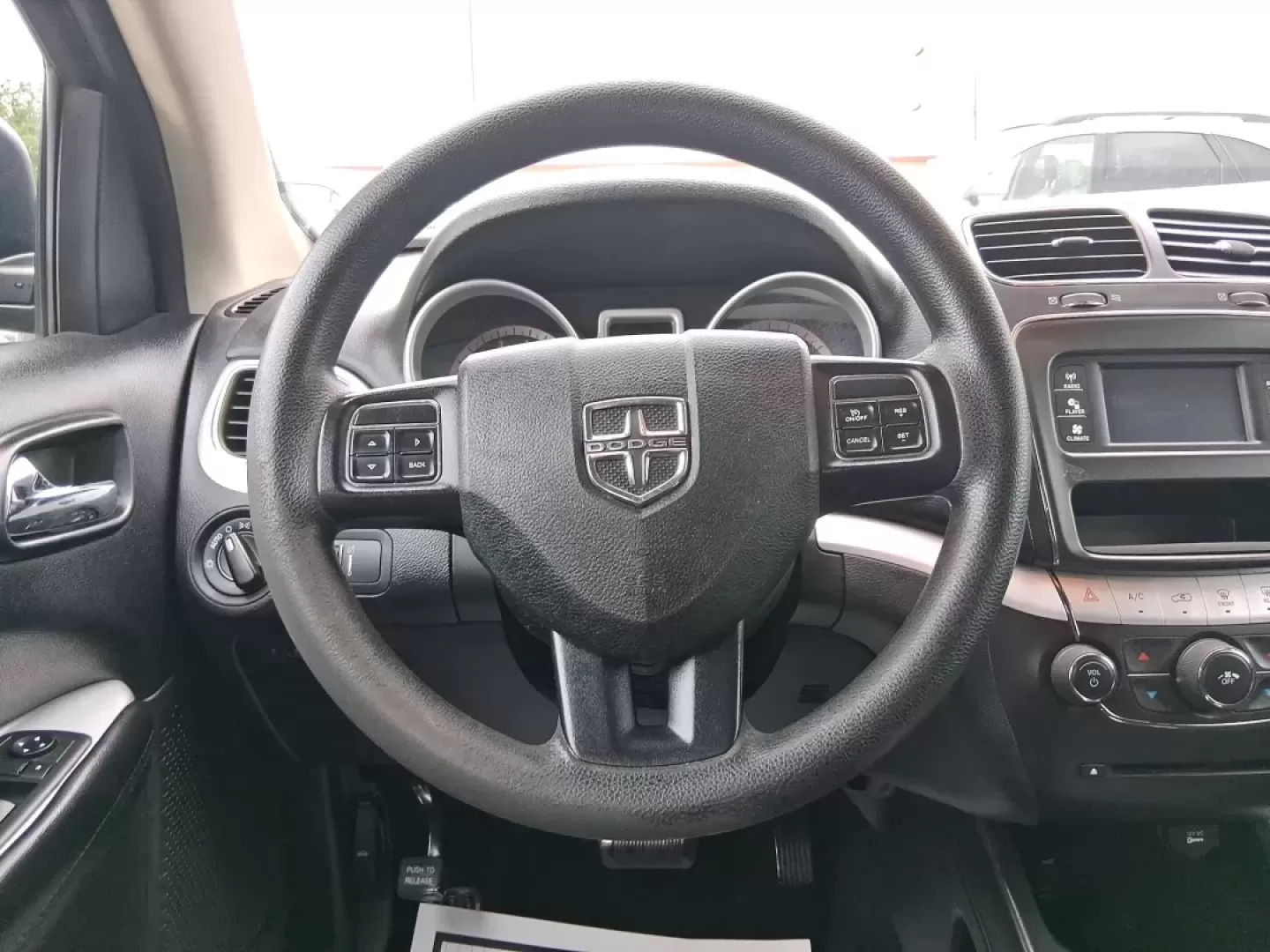 2018 Dodge Journey SE (3C4PDCAB1JT) with an Tigershark MultiAir 2.4L I-4 DOHC engine, located at 1230 East Main St, Xenia, OH, 45385, (937) 908-9800, 39.688026, -83.910172 - **Explore the Open Road with the 2018 Dodge Journey Your Family's Next Adventure Awaits!**<br /> <br /> Are you ready to elevate your family adventures or tackle your daily commute in style? This 2018 Dodge Journey SE is not just a vehicle; it's your gateway to exploration and unforgettable memorie - Photo#16