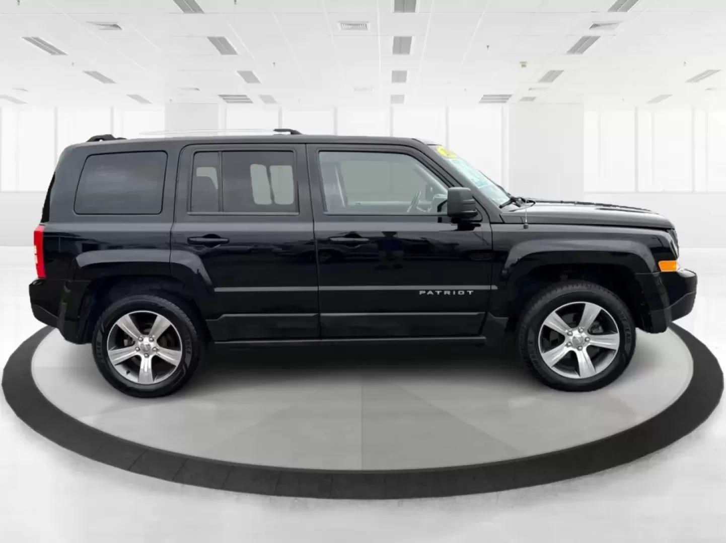 2016 Jeep Patriot High Altitude Edition (1C4NJRFB0GD) with an 2.4L I-4 DOHC engine, located at 1230 East Main St, Xenia, OH, 45385, (937) 908-9800, 39.688026, -83.910172 - **Explore Your Next Adventure in the 2016 Jeep Patriot High Altitude Edition!**<br /> <br /> Are you ready to elevate your lifestyle and embark on thrilling weekend adventures or effortlessly tackle your daily commute? The 2016 Jeep Patriot High Altitude Edition is the perfect SUV for those who crav - Photo#1