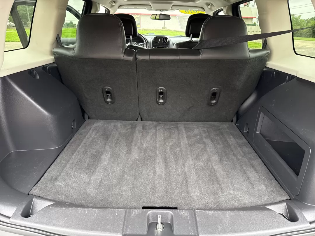 2016 Jeep Patriot High Altitude Edition (1C4NJRFB0GD) with an 2.4L I-4 DOHC engine, located at 1230 East Main St, Xenia, OH, 45385, (937) 908-9800, 39.688026, -83.910172 - Photo#12