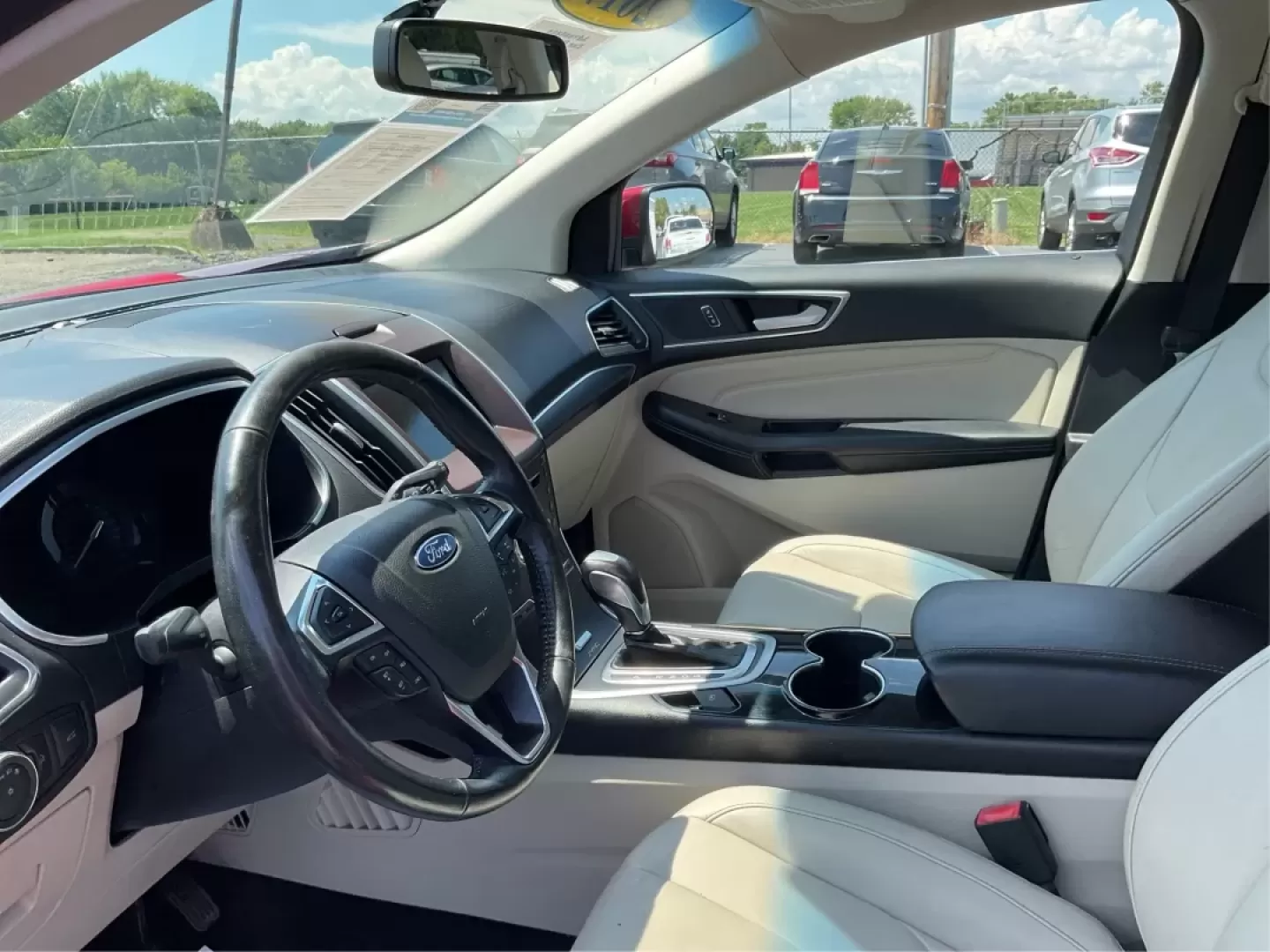 2017 Ford Edge Titanium (2FMPK4K95HB) with an Other engine, located at 1951 S Dayton Lakeview Rd., New Carlisle, OH, 45344, (937) 908-9800, 39.890999, -84.050255 - **Discover Your Next Adventure with the 2017 Ford Edge Titanium at Advantage Car and Credit in New Carlisle, OH!**<br /> <br /> Are you ready to elevate your driving experience? The 2017 Ford Edge Titanium is the perfect companion for those weekend getaways, daily commutes, or family outings. This s - Photo#9