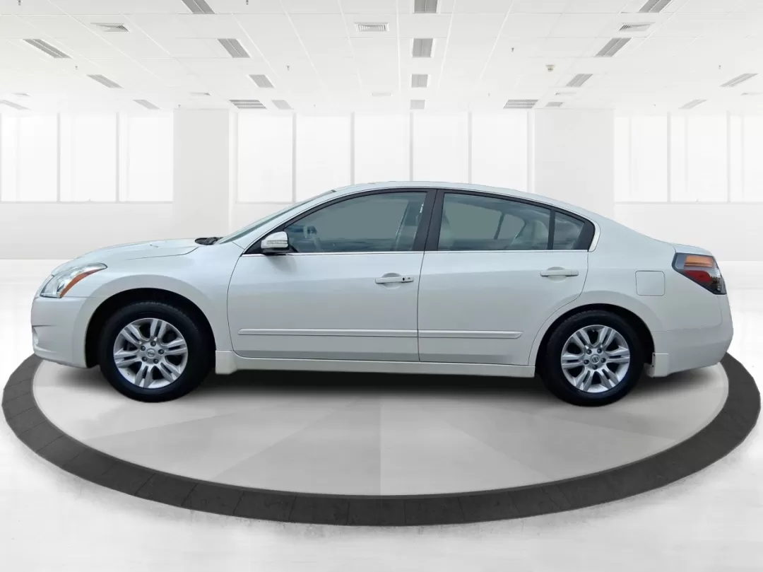 2012 Nissan Altima 2.5 S (1N4AL2APXCN) with an 2.5L I-4 DOHC engine, located at 1951 S Dayton Lakeview Rd., New Carlisle, OH, 45344, (937) 908-9800, 39.890999, -84.050255 - Photo#5
