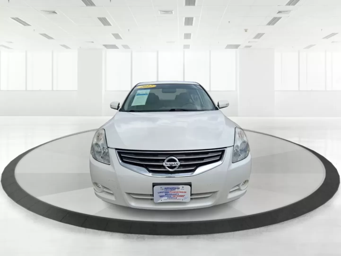 2012 Nissan Altima 2.5 S (1N4AL2APXCN) with an 2.5L I-4 DOHC engine, located at 1951 S Dayton Lakeview Rd., New Carlisle, OH, 45344, (937) 908-9800, 39.890999, -84.050255 - **Explore the Open Road with the 2012 Nissan Altima Perfect for Your Lifestyle!**<br /> <br /> Are you on the lookout for a reliable and stylish sedan that perfectly complements your active lifestyle? Look no further than this stunning 2012 Nissan Altima 2.5 S, available now at Advantage Car and Cr - Photo#7