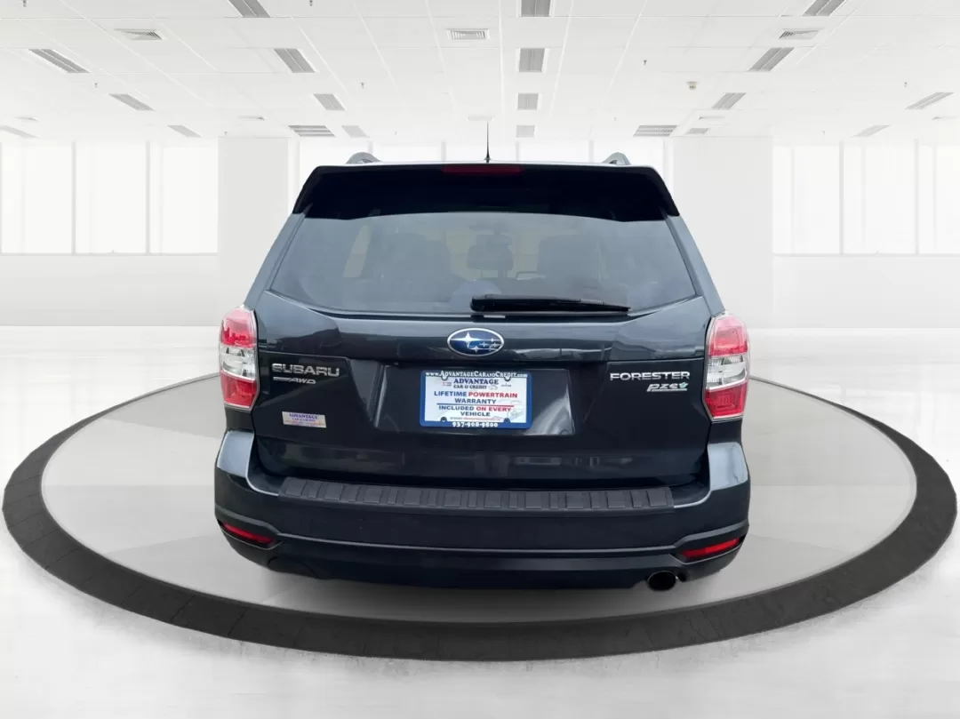 2015 Subaru Forester 2.5i Limited (JF2SJAHCXFH) with an 2.5L H-4 DOHC engine, located at 1230 East Main St, Xenia, OH, 45385, (937) 908-9800, 39.688026, -83.910172 - Photo#3