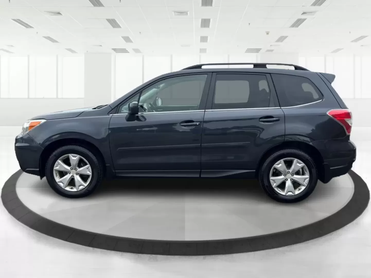 2015 Subaru Forester 2.5i Limited (JF2SJAHCXFH) with an 2.5L H-4 DOHC engine, located at 1230 East Main St, Xenia, OH, 45385, (937) 908-9800, 39.688026, -83.910172 - Discover your next adventure with the 2015 Subaru Forester 2.5i Limited, a vehicle designed to perfectly complement your active lifestyle! Whether you're navigating the daily grind of a long commute or planning a weekend getaway with the family, this all-wheel drive utility vehicle is built to handl - Photo#5