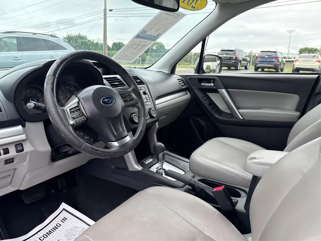 2015 Subaru Forester 2.5i Limited (JF2SJAHCXFH) with an 2.5L H-4 DOHC engine, located at 1230 East Main St, Xenia, OH, 45385, (937) 908-9800, 39.688026, -83.910172 - Photo#9