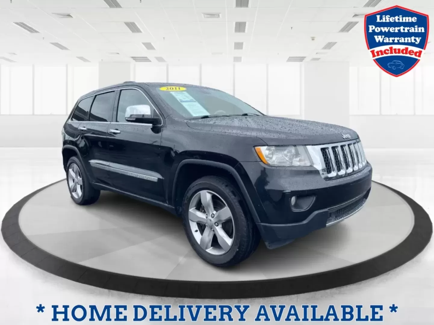 2011 Jeep Grand Cherokee Overland (1J4RR6GT7BC) with an Other engine, located at 8750 N County Rd 25A, Piqua, OH, 45356, (937) 908-9800, 40.164391, -84.232513 - Discover Your Next Adventure with the 2011 Jeep Grand Cherokee Overland<br /> <br /> Unleash your adventurous spirit with the 2011 Jeep Grand Cherokee Overland, available now at Advantage Car and Credit in Fairborn, OH. This rugged yet refined SUV is perfect for those who thrive on weekend escapes, - Photo#0