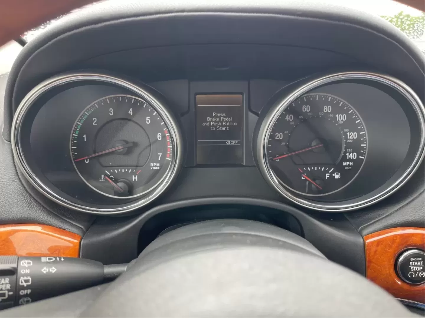 2011 Jeep Grand Cherokee Overland (1J4RR6GT7BC) with an Other engine, located at 8750 N County Rd 25A, Piqua, OH, 45356, (937) 908-9800, 40.164391, -84.232513 - Discover Your Next Adventure with the 2011 Jeep Grand Cherokee Overland<br /> <br /> Unleash your adventurous spirit with the 2011 Jeep Grand Cherokee Overland, available now at Advantage Car and Credit in Fairborn, OH. This rugged yet refined SUV is perfect for those who thrive on weekend escapes, - Photo#15
