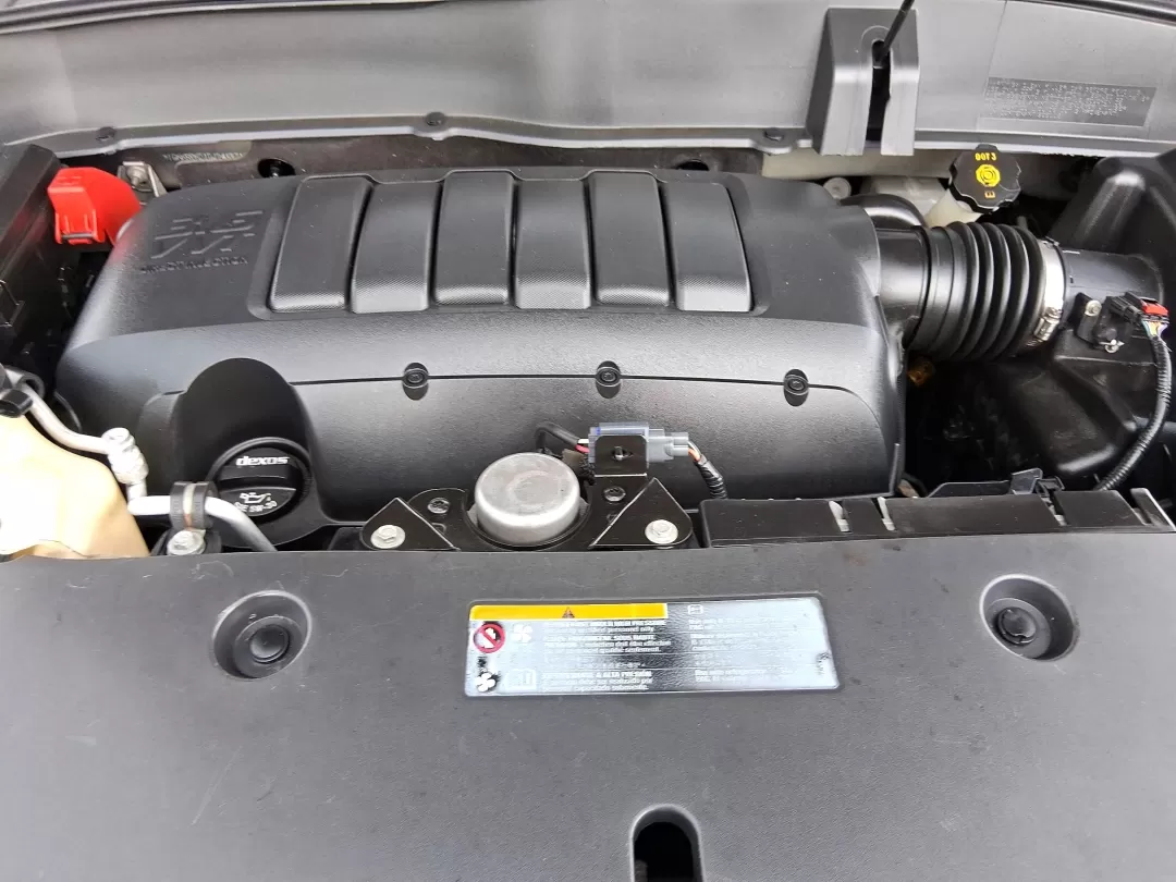 2011 Jeep Grand Cherokee Overland (1J4RR6GT7BC) with an Other engine, located at 8750 N County Rd 25A, Piqua, OH, 45356, (937) 908-9800, 40.164391, -84.232513 - Discover Your Next Adventure with the 2011 Jeep Grand Cherokee Overland<br /> <br /> Unleash your adventurous spirit with the 2011 Jeep Grand Cherokee Overland, available now at Advantage Car and Credit in Fairborn, OH. This rugged yet refined SUV is perfect for those who thrive on weekend escapes, - Photo#11