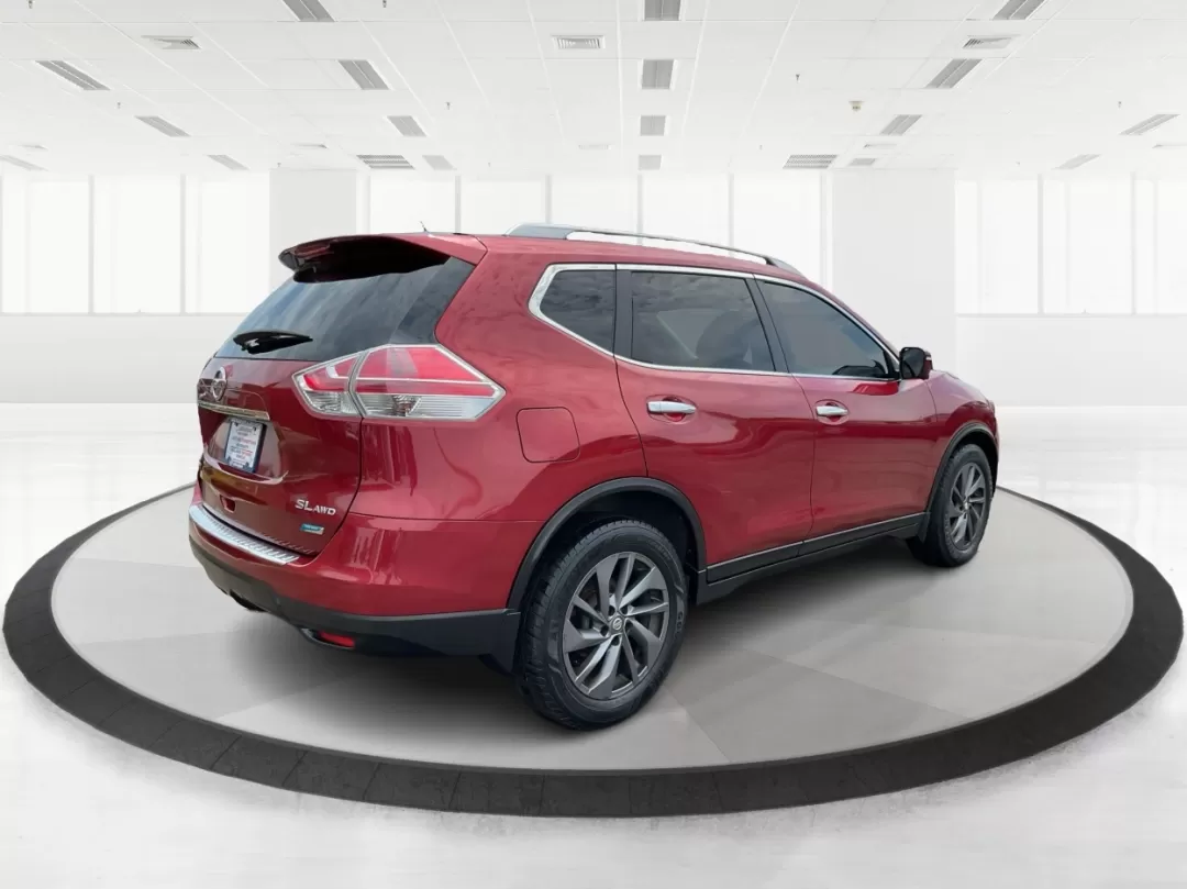 2014 Nissan Rogue SL (5N1AT2MV9EC) with an 2.5L I-4 DOHC engine, located at 1184 Kauffman Ave, Fairborn, OH, 45324, (937) 908-9800, 39.807072, -84.030914 - Photo#2