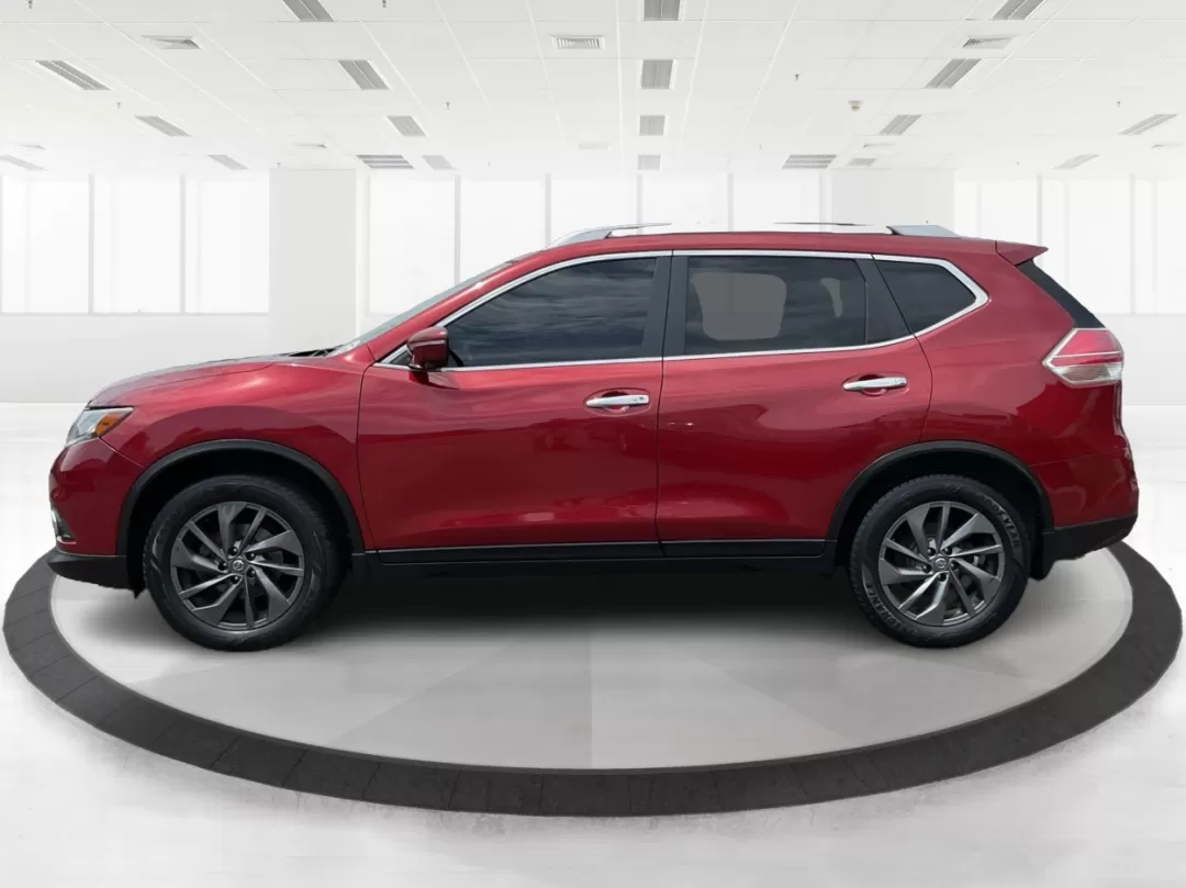 2014 Nissan Rogue SL (5N1AT2MV9EC) with an 2.5L I-4 DOHC engine, located at 1184 Kauffman Ave, Fairborn, OH, 45324, (937) 908-9800, 39.807072, -84.030914 - Photo#5