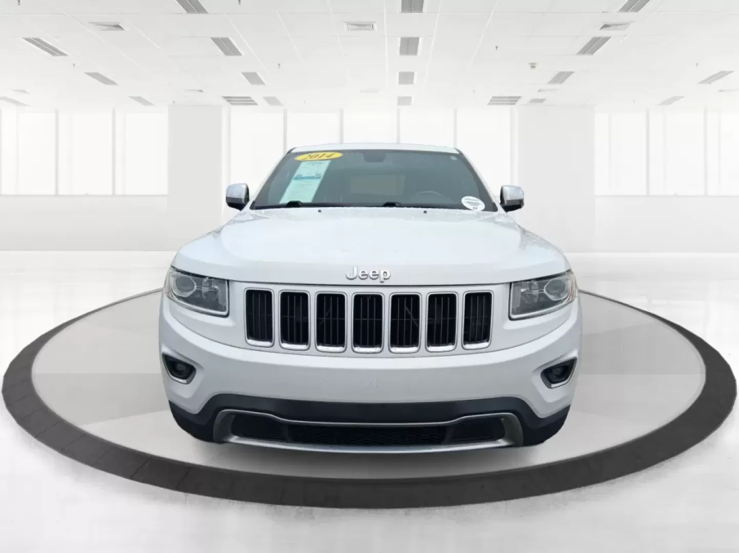 2014 Jeep Grand Cherokee Limited (1C4RJEBG2EC) with an Other engine, located at 8750 N County Rd 25A, Piqua, OH, 45356, (937) 908-9800, 40.164391, -84.232513 - **Unleash Adventure with the 2014 Jeep Grand Cherokee Limited at Advantage Car and Credit - Piqua!**<br /> <br /> Are you ready to elevate your driving experience? The 2014 Jeep Grand Cherokee Limited is the perfect vehicle for those who crave both adventure and comfort. Whether you're taking the fa - Photo#7