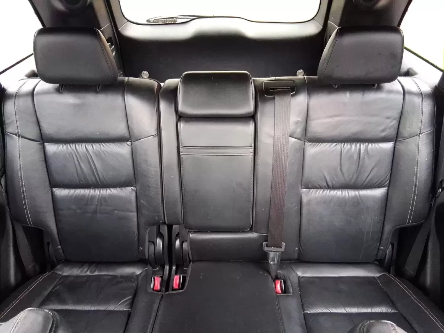 2014 Jeep Grand Cherokee Limited (1C4RJEBG2EC) with an Other engine, located at 8750 N County Rd 25A, Piqua, OH, 45356, (937) 908-9800, 40.164391, -84.232513 - **Unleash Adventure with the 2014 Jeep Grand Cherokee Limited at Advantage Car and Credit - Piqua!**<br /> <br /> Are you ready to elevate your driving experience? The 2014 Jeep Grand Cherokee Limited is the perfect vehicle for those who crave both adventure and comfort. Whether you're taking the fa - Photo#14