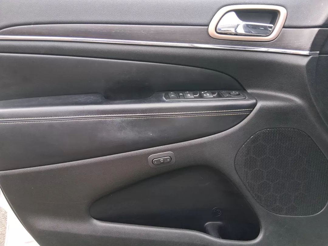 2014 Jeep Grand Cherokee Limited (1C4RJEBG2EC) with an Other engine, located at 8750 N County Rd 25A, Piqua, OH, 45356, (937) 908-9800, 40.164391, -84.232513 - Photo#19
