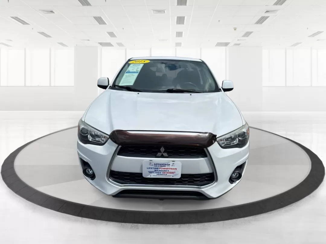 2015 Mitsubishi Outlander ES (4A4AR3AU2FE) with an 2L I-4 DOHC engine, located at 1184 Kauffman Ave, Fairborn, OH, 45324, (937) 908-9800, 39.807072, -84.030914 - Photo#7