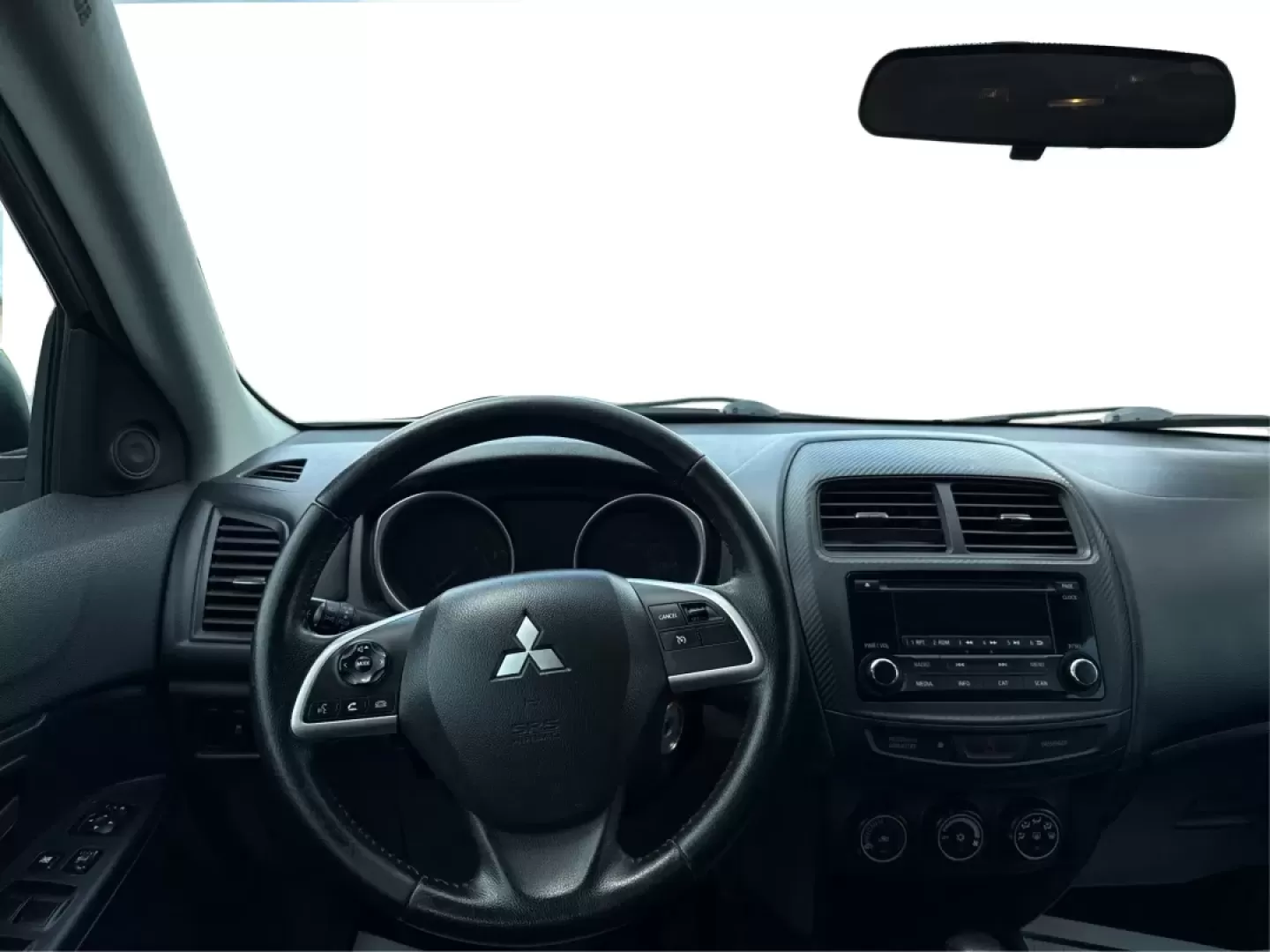 2015 Mitsubishi Outlander ES (4A4AR3AU2FE) with an 2L I-4 DOHC engine, located at 1184 Kauffman Ave, Fairborn, OH, 45324, (937) 908-9800, 39.807072, -84.030914 - **Explore the Open Road with Confidence in This 2015 Mitsubishi Outlander ES! Perfect for Adventurers and Families Alike!**<br /> <br /> Are you on the hunt for a reliable vehicle that can seamlessly transition from daily commutes to weekend getaways? Look no further than this stunning 2015 Mitsubis - Photo#21