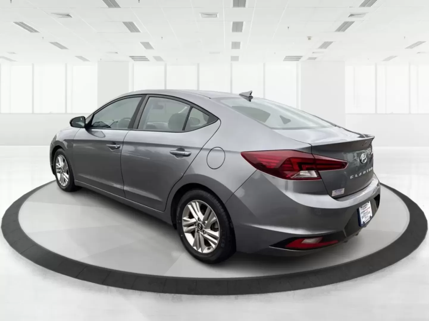 2019 Hyundai Elantra SEL (5NPD84LF5KH) with an Nu 2L I-4 DOHC engine, located at 1951 S Dayton Lakeview Rd., New Carlisle, OH, 45344, (937) 908-9800, 39.890999, -84.050255 - **Discover Your Next Adventure with the 2019 Hyundai Elantra SEL! Perfect for Everyday Life and Weekend Getaways!**<br /> <br /> Are you searching for a reliable vehicle that seamlessly fits into your everyday routine while also being ready for weekend adventures? Look no further than the stunning 2 - Photo#4