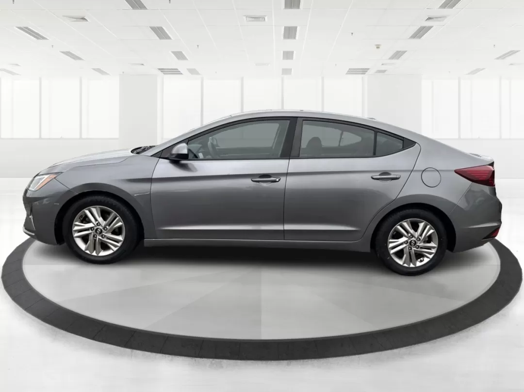 2019 Hyundai Elantra SEL (5NPD84LF5KH) with an Nu 2L I-4 DOHC engine, located at 1951 S Dayton Lakeview Rd., New Carlisle, OH, 45344, (937) 908-9800, 39.890999, -84.050255 - Photo#5