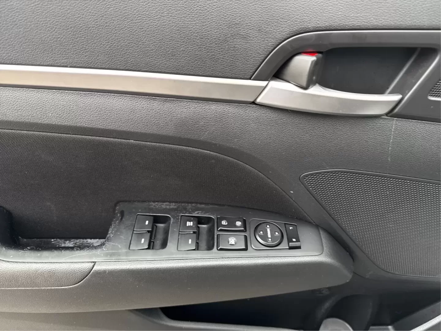 2019 Hyundai Elantra SEL (5NPD84LF5KH) with an Nu 2L I-4 DOHC engine, located at 1951 S Dayton Lakeview Rd., New Carlisle, OH, 45344, (937) 908-9800, 39.890999, -84.050255 - **Discover Your Next Adventure with the 2019 Hyundai Elantra SEL! Perfect for Everyday Life and Weekend Getaways!**<br /> <br /> Are you searching for a reliable vehicle that seamlessly fits into your everyday routine while also being ready for weekend adventures? Look no further than the stunning 2 - Photo#19