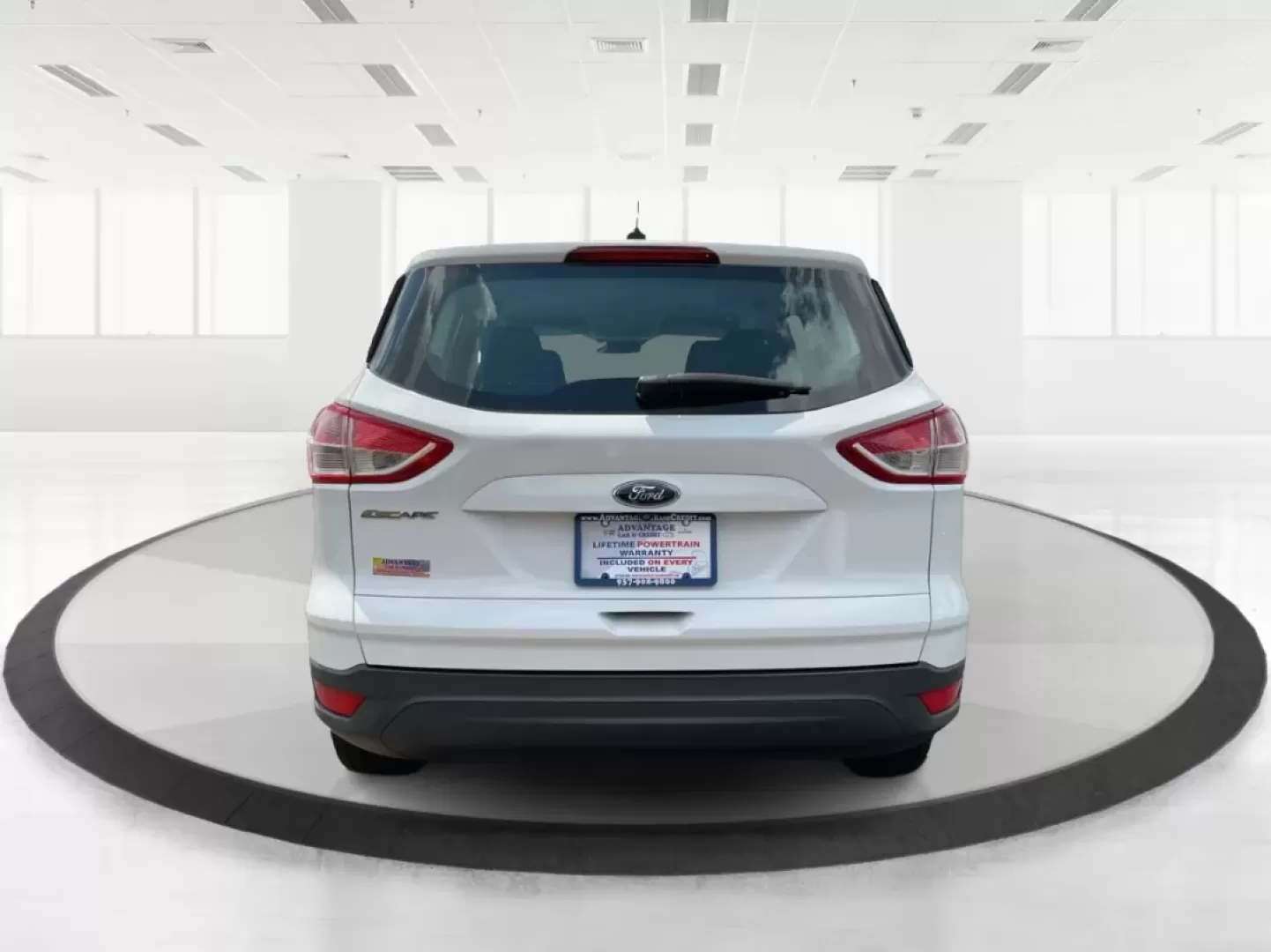 2015 Ford Escape S (1FMCU0F71FU) with an Duratec 2.5L I-4 DOHC engine, located at 1184 Kauffman Ave, Fairborn, OH, 45324, (937) 908-9800, 39.807072, -84.030914 - Photo#3