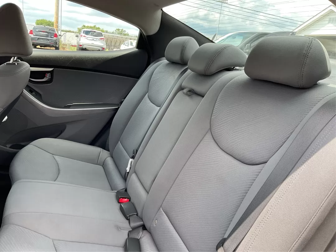 2012 Hyundai Elantra GLS (Ulsan Plant) (KMHDH4AE1CU) with an 1.8L I-4 DOHC engine, located at 1184 Kauffman Ave, Fairborn, OH, 45324, (937) 908-9800, 39.807072, -84.030914 - Photo#10